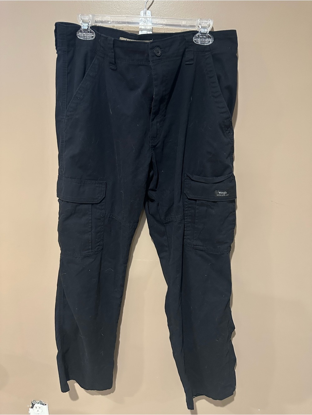 Wrangler Black Cargo Pants with Multiple Pockets